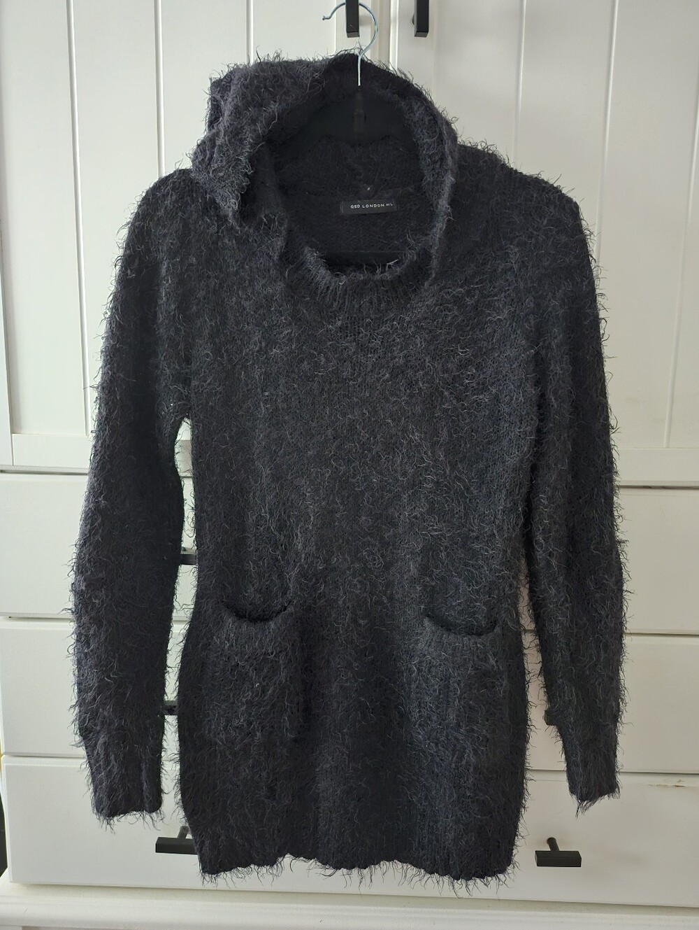 Qed London Cozy Eyelash Hooded Sweater with Pockets & Hood - Black M